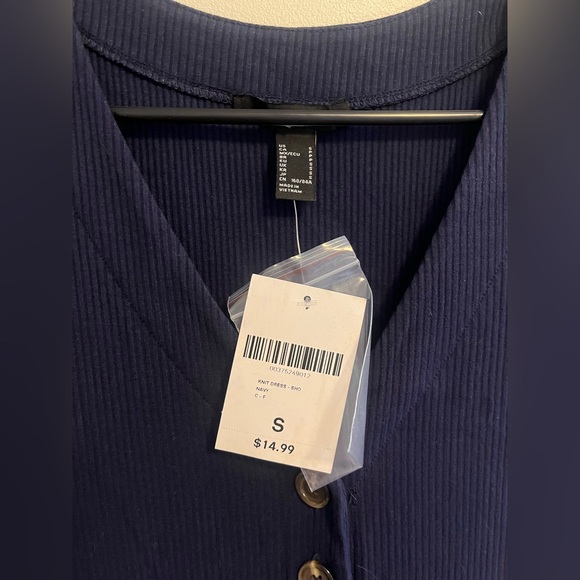 Forever 21 Navy Skater Dress NWT - Picture 3 of 3